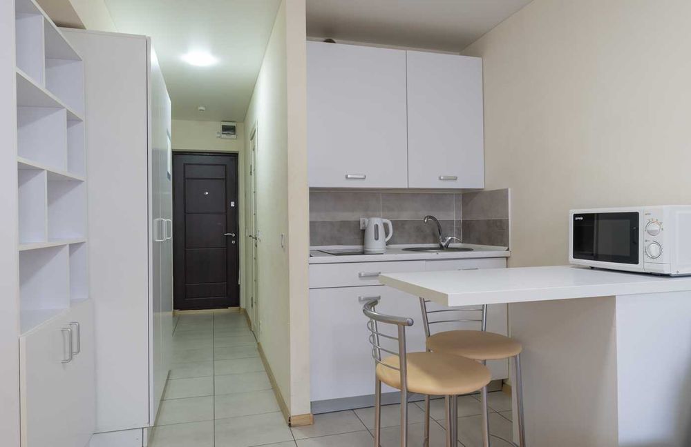 Подобова оренда, біля метро -живіть з комфортом!