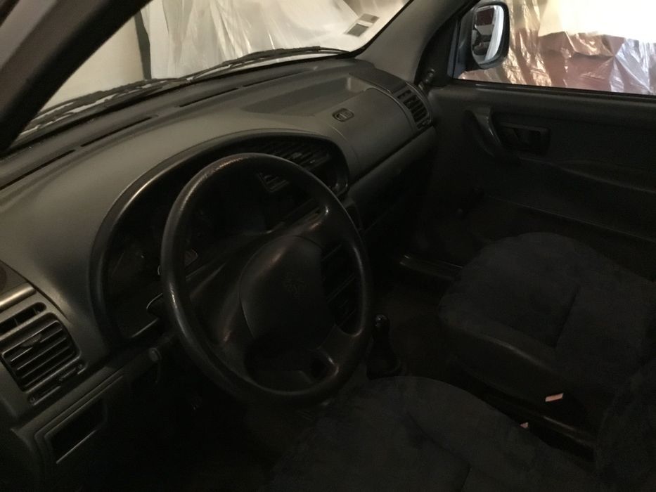 Peugeot partner 1,9 D - 1999
