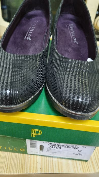 Sapatos de senhora novos