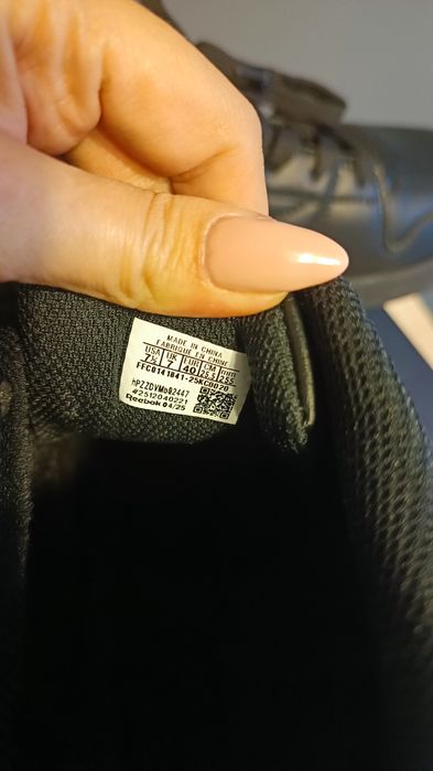 Buty sneakersy Reebok 40 czarne NOWE