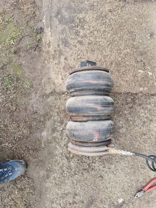 Pirelli пневмоподушка