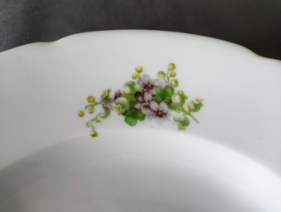 Посуда тарелка ВСЕУКРТРЕСТ 20-ые фарфор ранние советы НЭП