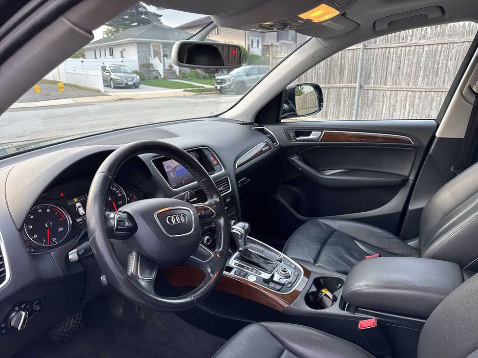 Audi Q5 quattro Premium Plus      2016