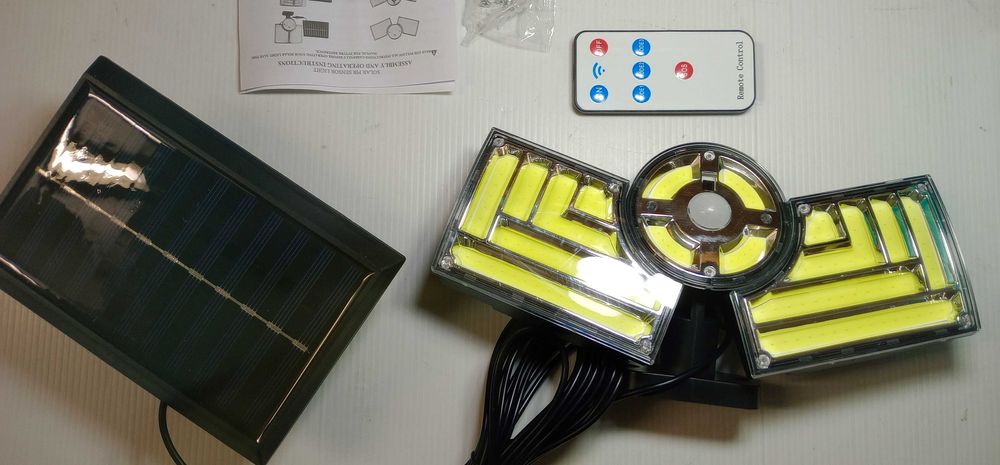 Candeeiro solar LED exterior sensor movimento