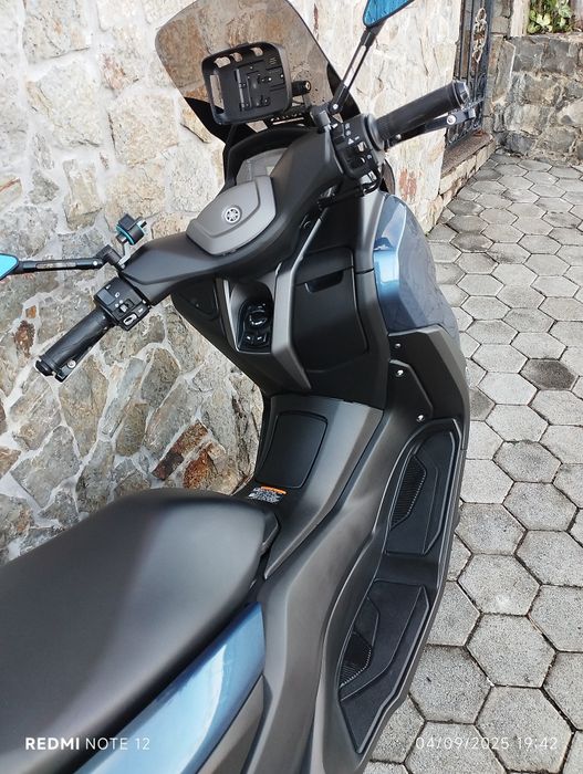 Scooter NMAX 125