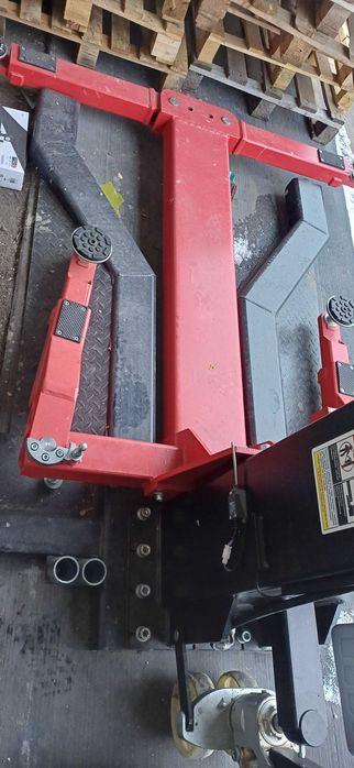 Podnośnik mobilny kolumnowy