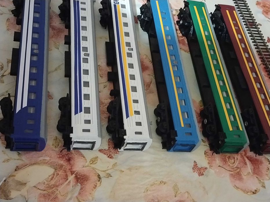пасажирські вагони РЗД і УЗ в маштабі 1.87 на 3 де прінтері