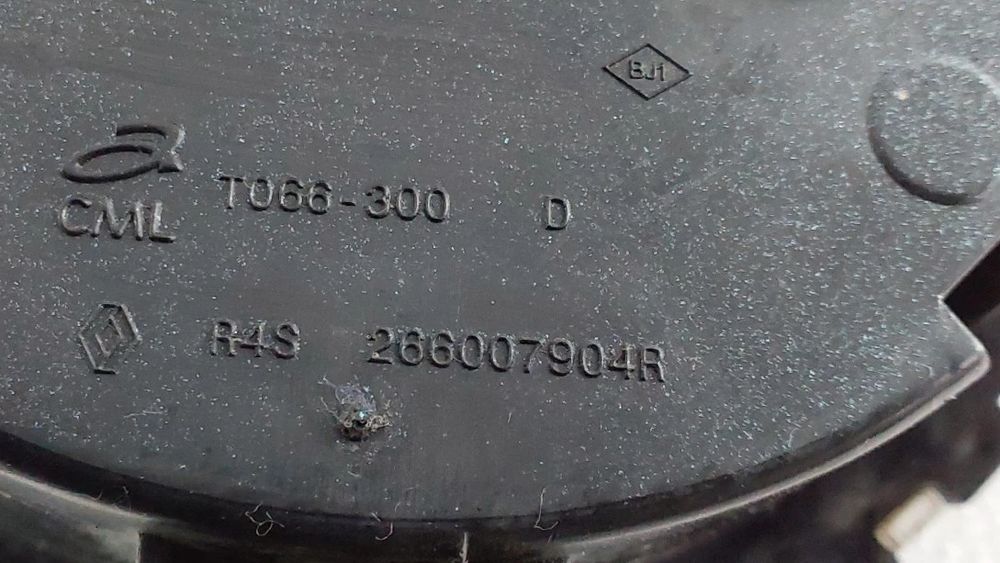 Luz circulação diurna direita RENAULT Twingo III (BCM_)