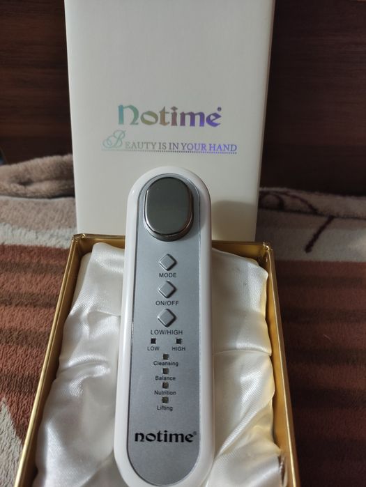 Портативный аппарат для массажа лица (лифтинг)