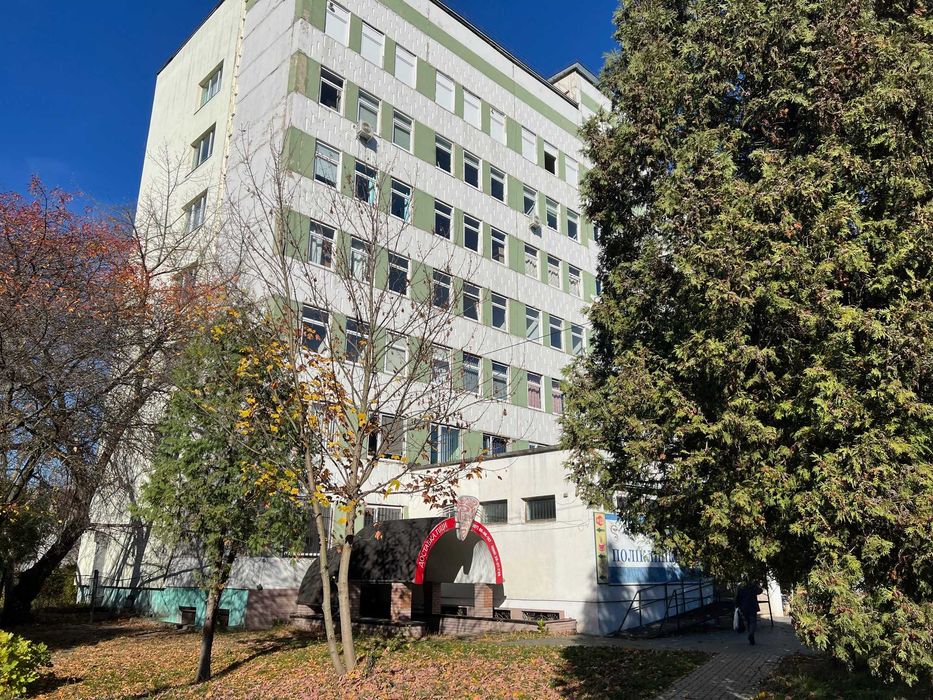 Оренда ком.прим. вул.Довга (Поліклініка)