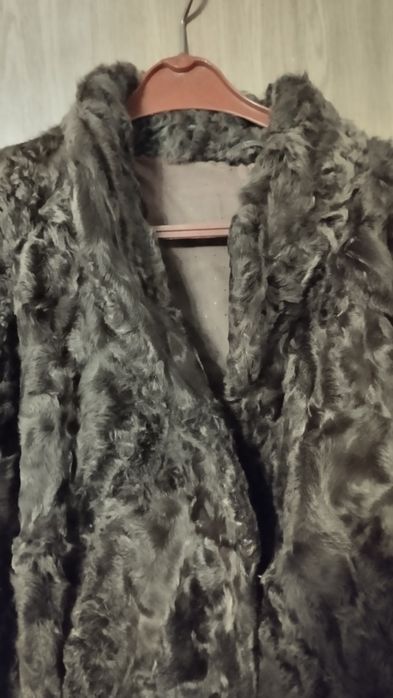 Futro naturalne z karakułów. L