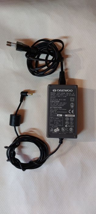 Зарядное устройство для ноутбука DAEWOO ADP-45GB (19V --2.4A).