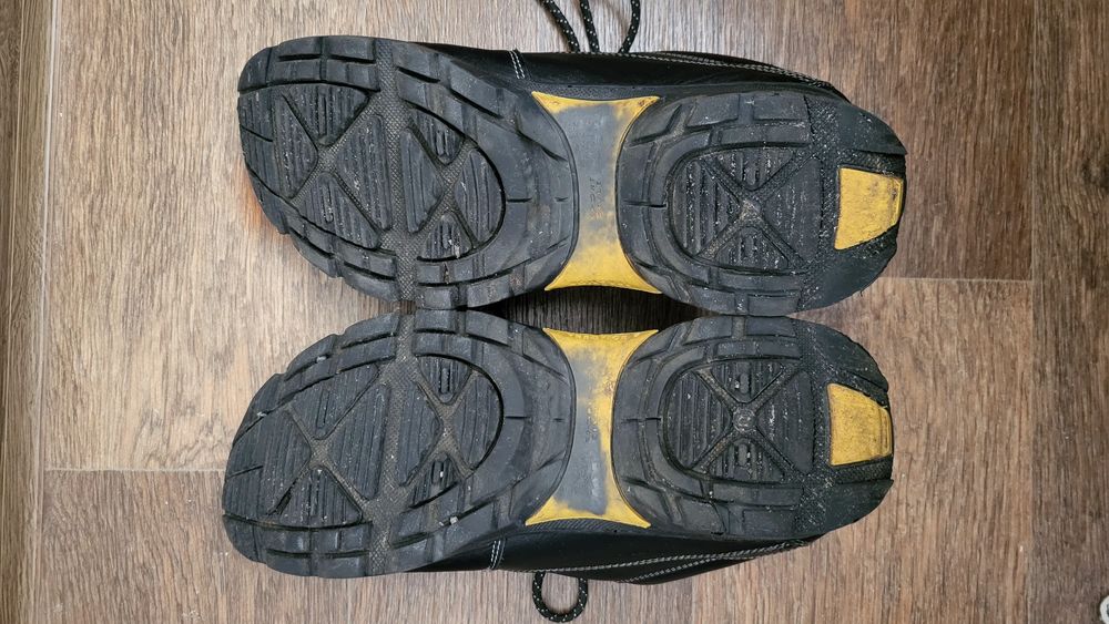 Ботинки осінні 41 розмір