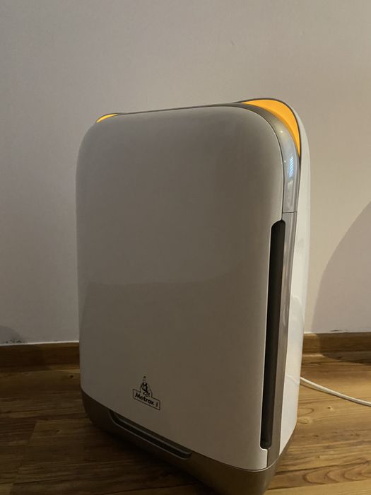 Oczyszczacz powietrza z filtrami