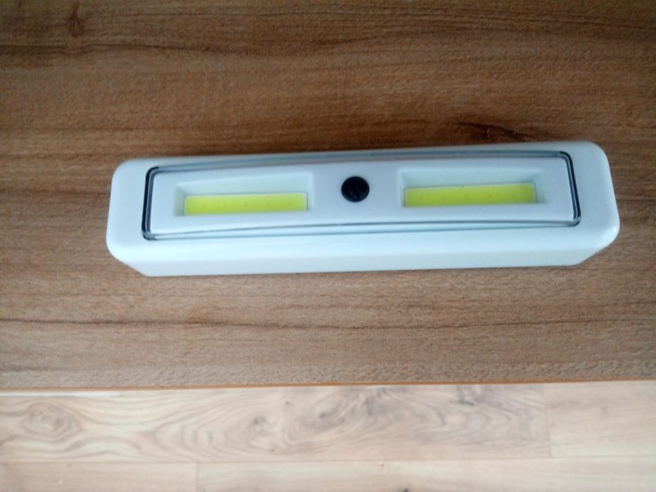 Iluminação para interior de Móveis