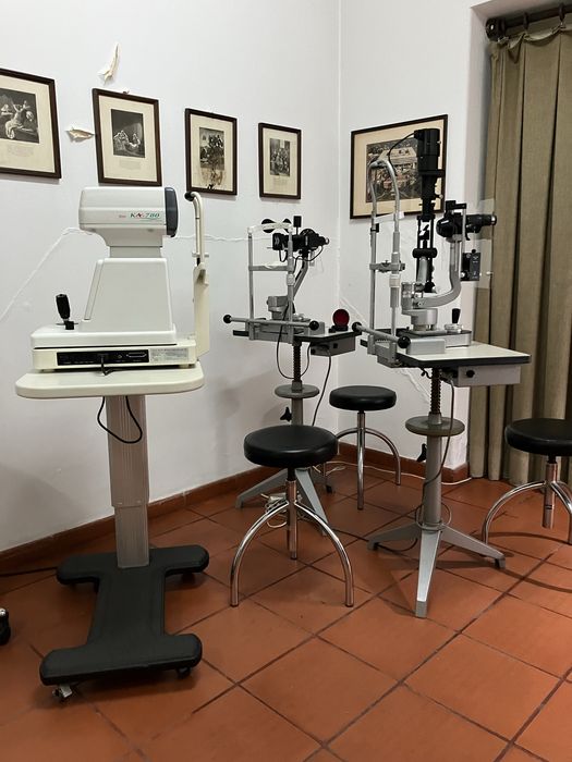Oftalmologia/ aparelhagem de consultório/ equipamentos médicos