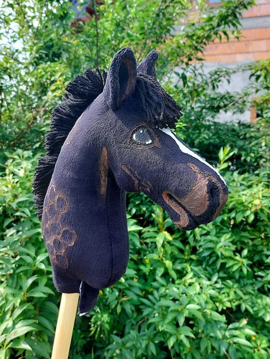 Czarny Hobby Horse