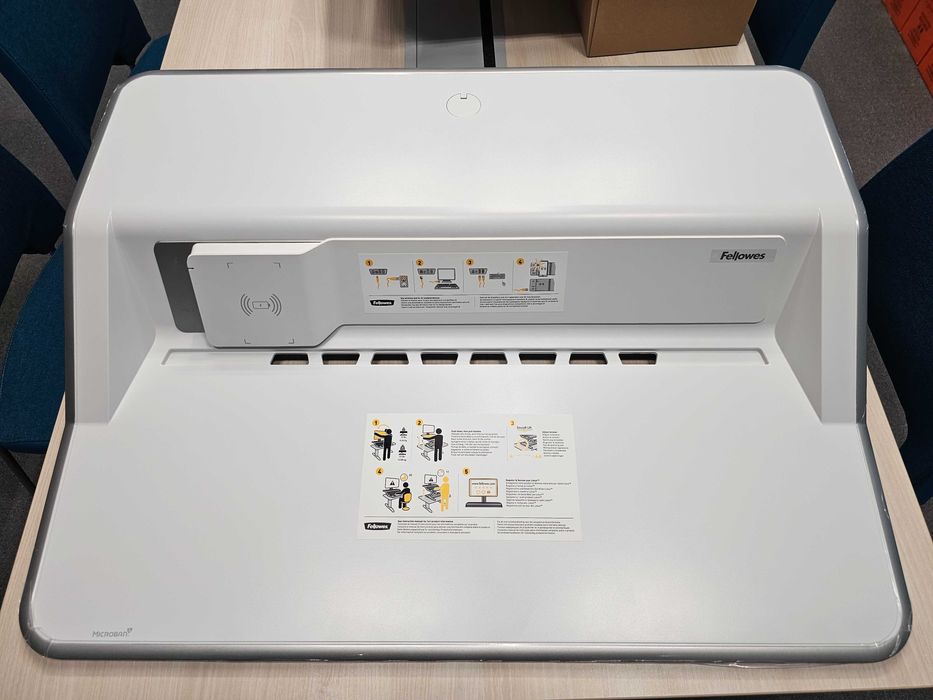 Fellowes Stanowisko do pracy Sit-Stand Lotus DX białe nowe nieużywane