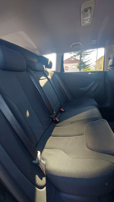 Carrinha Preta VW Passat TDI Bluemotion (1600)