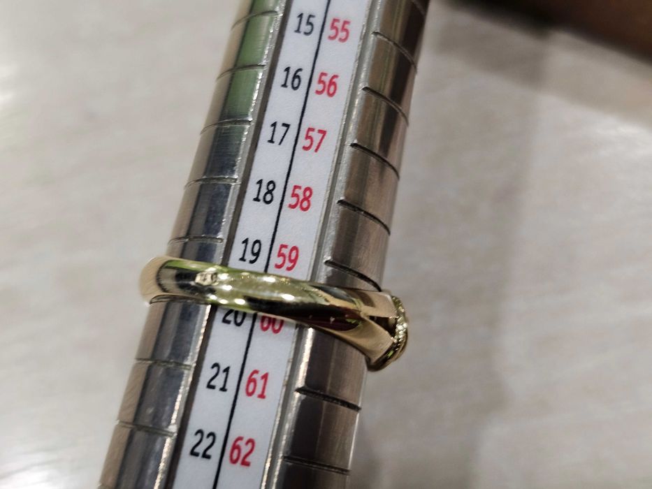 Złoty pierścionek stylowy BARDZO ŁADNY WZÓR PR 585