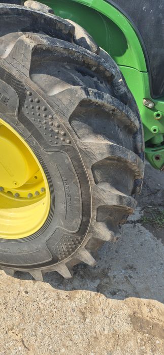 John Deere 7230r