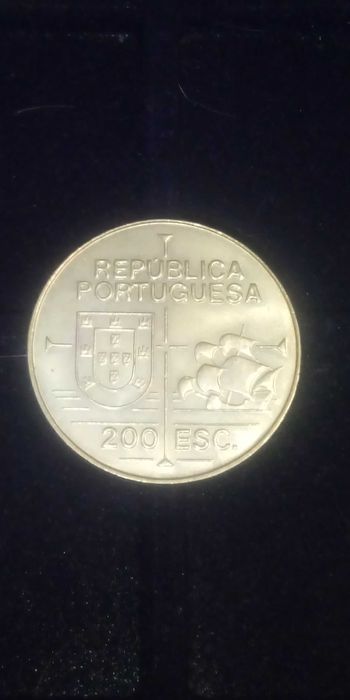 200 escudos 1992 Califórnia