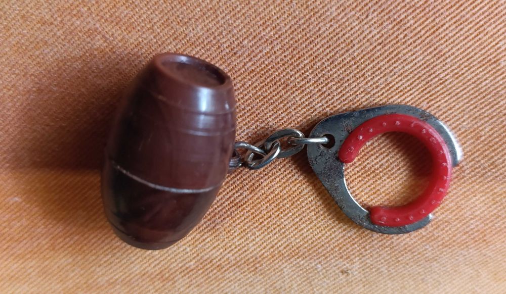 Porta Chaves, Pipo em madeira maciça de carvalho francês