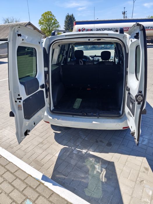 Рено докер Рено кенго Renault dokker kangoo