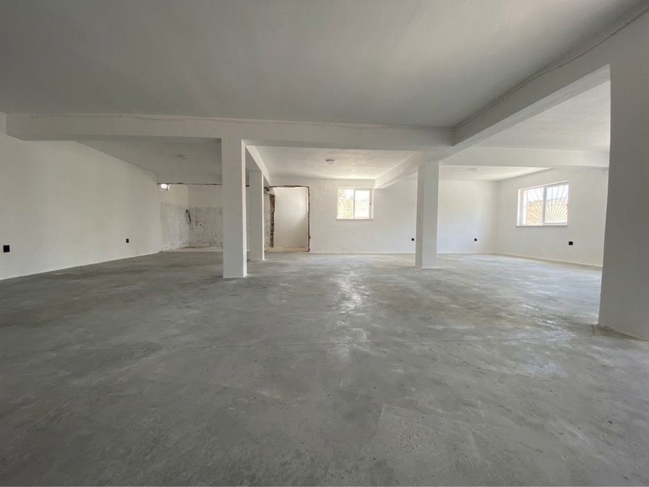 Armazém em cave 130 m² com acessos fáceis e segurança 24h – Fernão Ferro