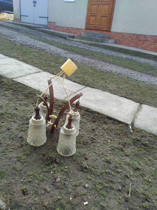 Люстра деревяна старовинна