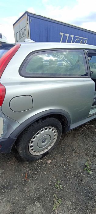 volvo c30 1.8  b4184s11 lak 477 skrzynia mtx75  115 km samochód na częsci