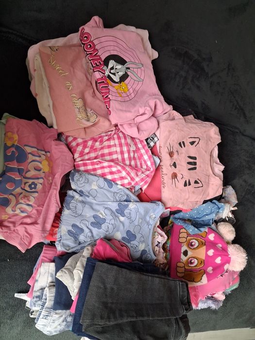 Ubrania dla dziewczynki