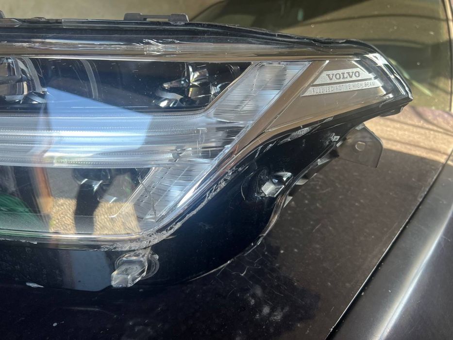 Фара Volvo XC90 дефект