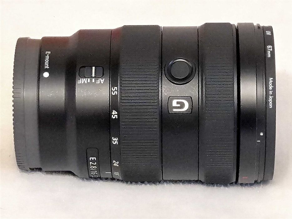 Obiektyw klasy premium SONY E 16-55 mm F2.8 G (SEL1655G)