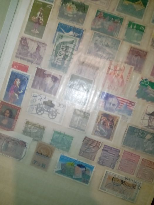 Álbum com selos antigos