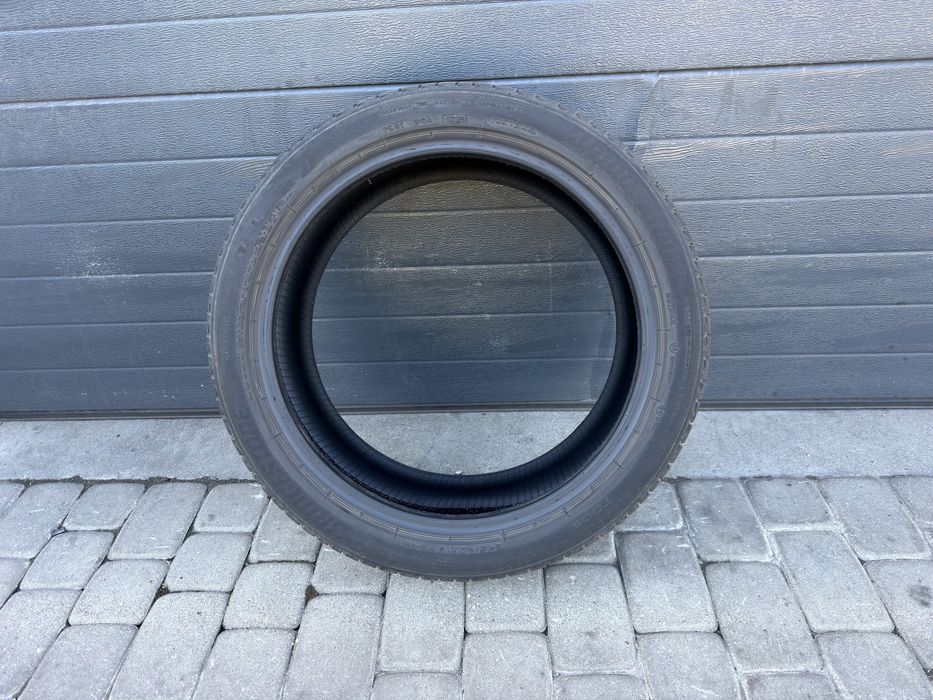 Opony letnie Bridgestone 245/40/19 94W