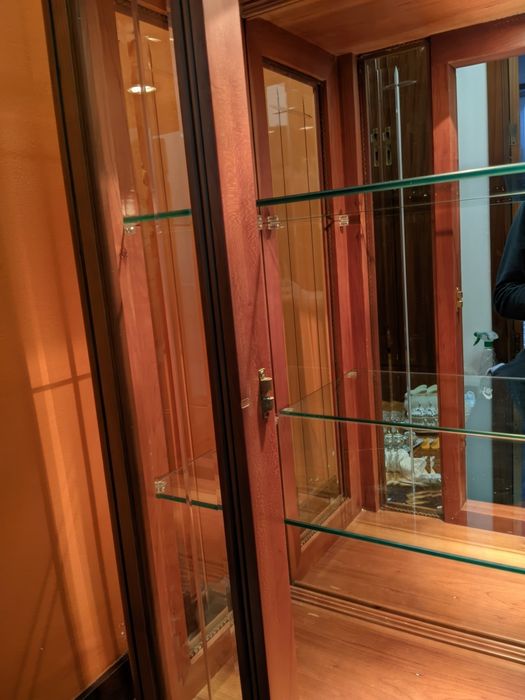 Móvel vitrine decorativo