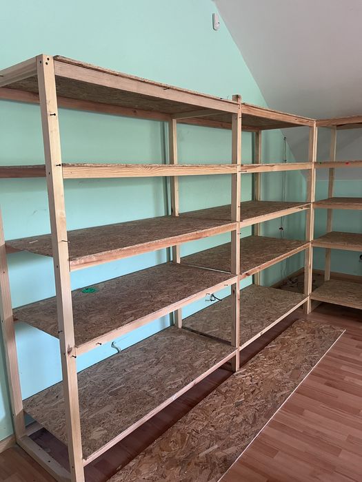Продам стелажі