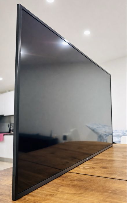 LG 70” 4K Ultra HD | IMPECÁVEL | Tela Gigante | Como Nova