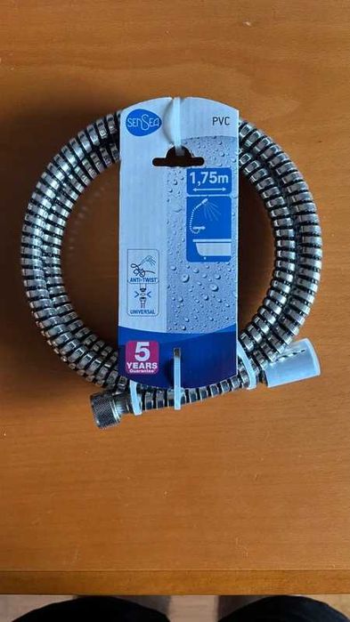 Mangueira de chuveiro em PVC