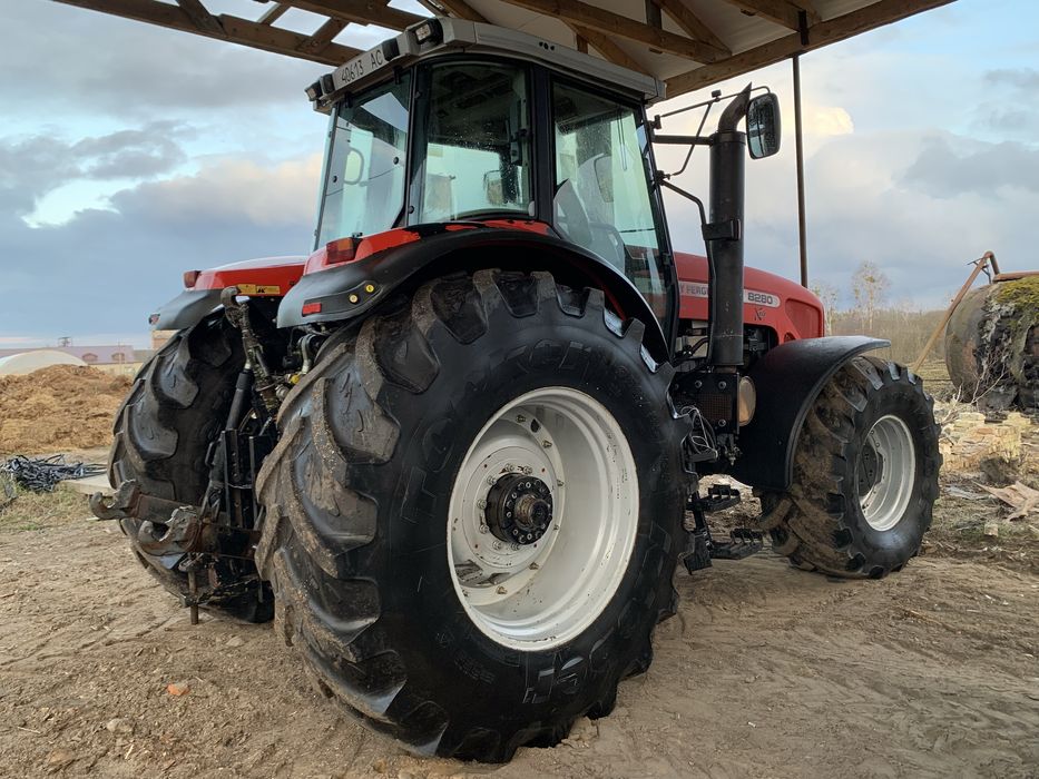 Massey Ferguson 8280