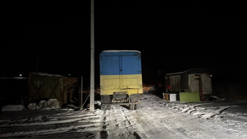 Продам участок під забудову 10 соток з світлом