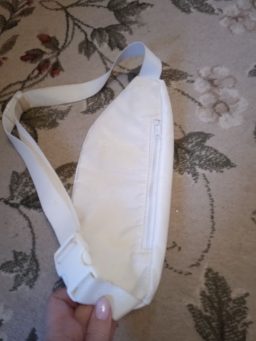 Puma бананка женская белая