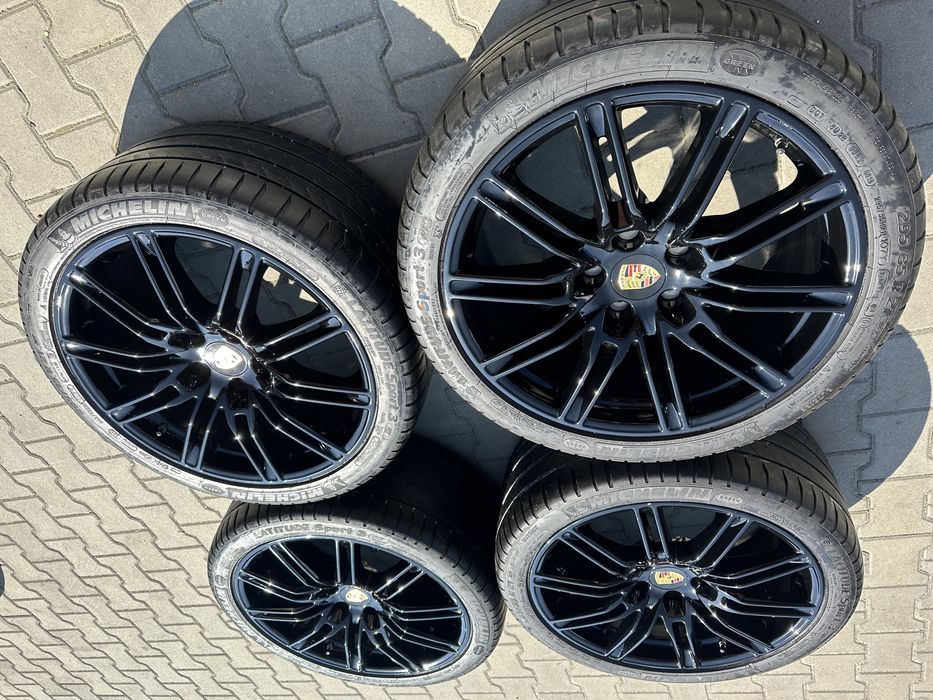 10jx21 et50 porsche cayenne 5x130 oryginal z czujnikami