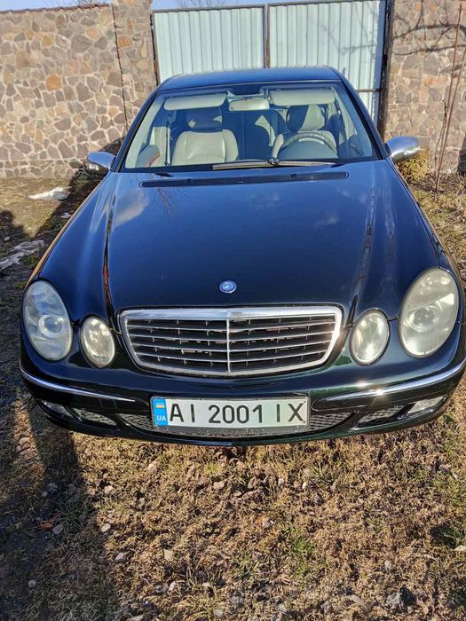 Mercedes-Benz w211