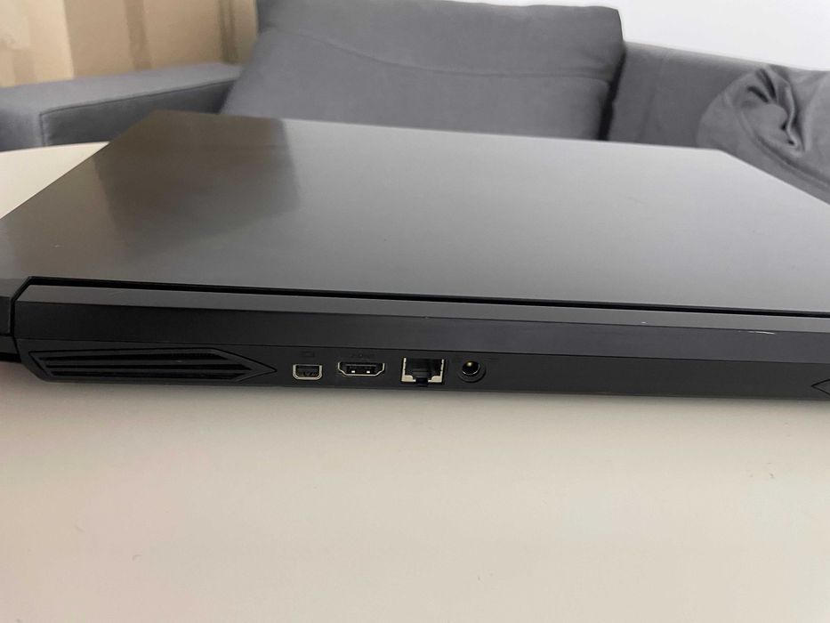 Ігровий ноутбук Dream Mashines  hN70 17,3 FullHD i7-9750H/16gb/512 gb SSD /gtx 1650  4 GB