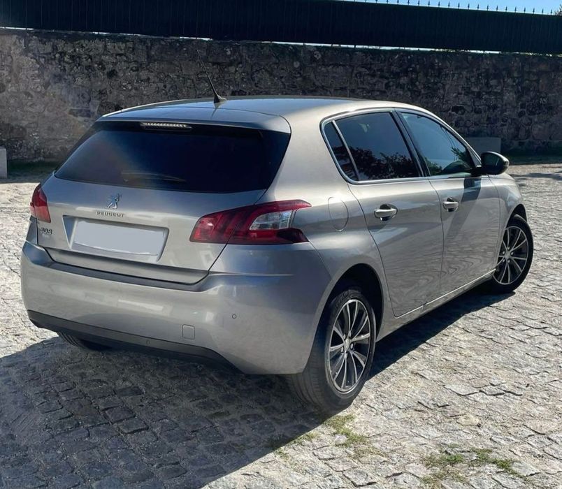 Carro Peugeot 308 gasolina