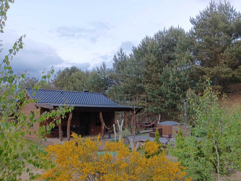 Domek parterowy z sauną jacuzzi na wyłączność.  Blisko Lasy , Jeziora,