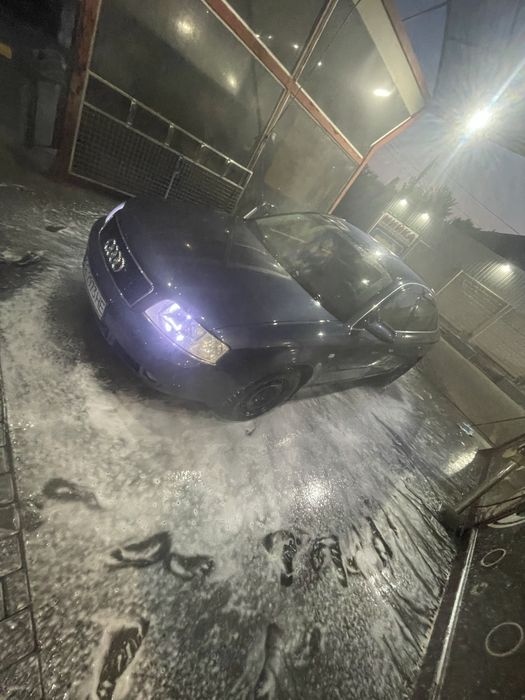 Ауди А6С5 2002.