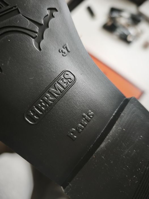 Klapki Hermes 37